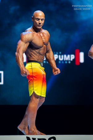 MEN'S PHYSIQUE МАСТЕРА +40